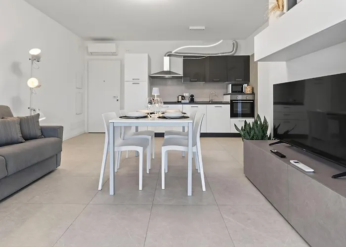 Laila Iris Lägenhet